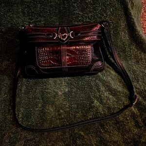 BRIGHTON BEATRICE CROSSBODY RED AND BLACK